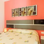 Zafiro 26b - Grupo Turis Apartament *